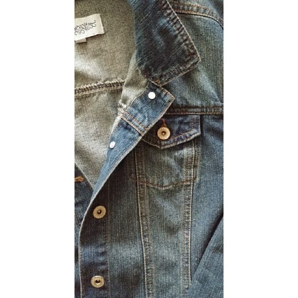 Revolt pocketed jean jacket - Picture 4 of 4